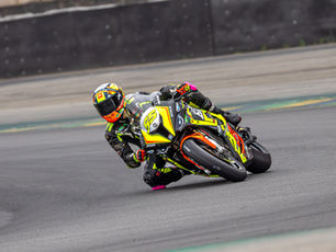 MOTO 1000 GP: Pilotos argentinos fazem pódio completo na GP1000 em Interlagos