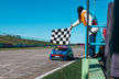 Bruno Massa e Israel Favarin transformaram uma largada da 25ª posição em vitória na abertura da Copa Endurance da Turismo Nacional, neste domingo (9), em Santa Cruz do Sul. No Hyundai HB20 #20 da GRacing, a dupla completou 58 voltas e cruzou a linha apenas 1s211 à frente de Vasco Pedro e Alexandre Bastos, depois de uma decisão concentrada nos seis minutos finais.