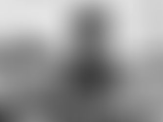 O rali brasileiro está em luto após a trágica morte de Francine Rossi, ocorrida neste domingo (8), em Botucatu (SP). O experiente competidor sofreu um grave acidente enquanto disputava a 21ª edição do Rally Cuesta, evento que inaugurava o Campeonato Brasileiro de Rally Baja. Apesar do socorro imediato e dos esforços médicos, o piloto de 48 anos faleceu após dar entrada na unidade hospitalar da região.