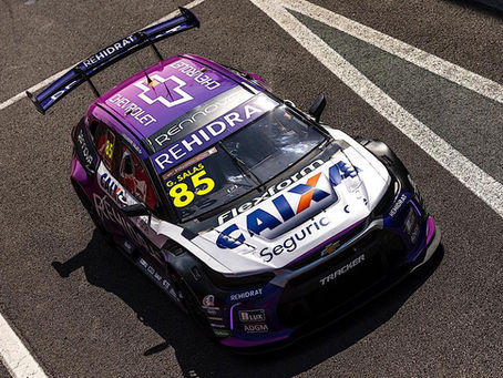 A Cavaleiro Sports terá Ricardo Maurício e Guilherme Salas na sexta etapa da Stock Car Pro Series, neste fim de semana, no Autódromo Velocitta, em Mogi Guaçu (SP). A rodada, que representa a metade da temporada 2026, será formada por três corridas distribuídas entre sábado e domingo.