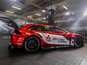 Mitsubishi Eclipse Cross Stock Car é apresentado em Interlagos