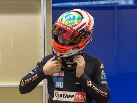 O início da temporada 2026 da Stock Light, marcado para os dias 25 e 26 de abril no Autódromo de Interlagos, representa mais do que uma estreia para Léo Rufino, é o começo de um novo ciclo ao jovem piloto.