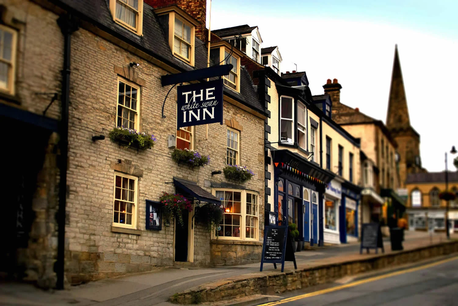white-swan-inn-pickering.webp