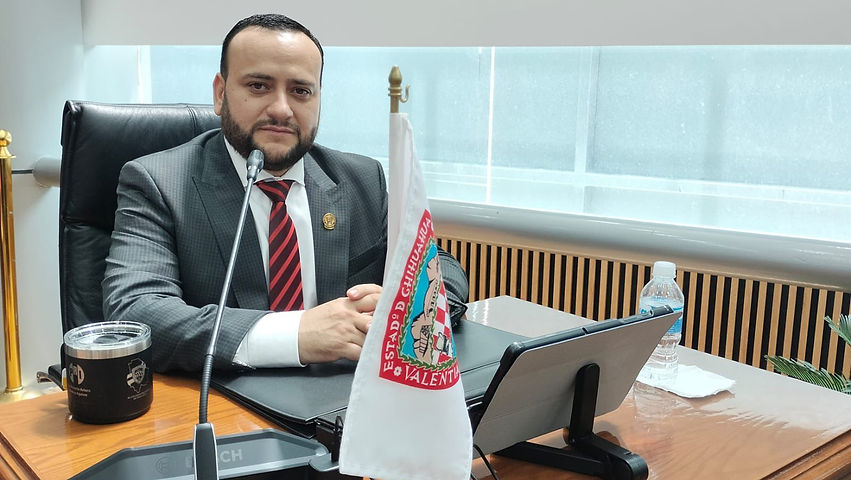 Arturo Medina ya es diputado local