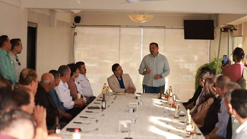 Exliderazgos de Movimiento Ciudadano en Parral cierran filas con Cruz Pérez Cuéllar