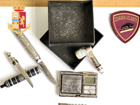 [Arrestato trentenne, sorpreso dalla Polizia di Stato a forzare un furgone in sosta]