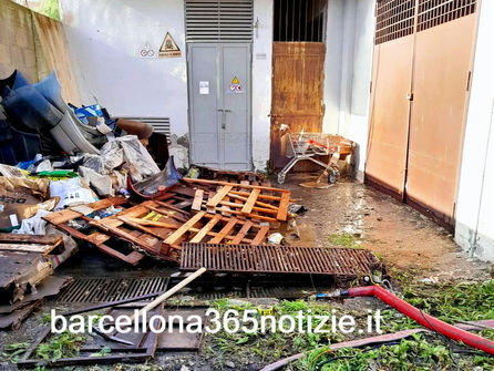 BARCELLONA  [20 ore di "Blackout", Cabina elettrica Enel nel pantano".  (Residenti infuriati) 