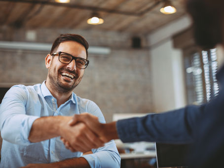 The Differences Between a Contractor (1099) and an Employee: A Guide for Small Businesses