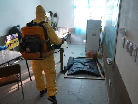 Se realiza la fumigación de los comedores de escuelas de Colón