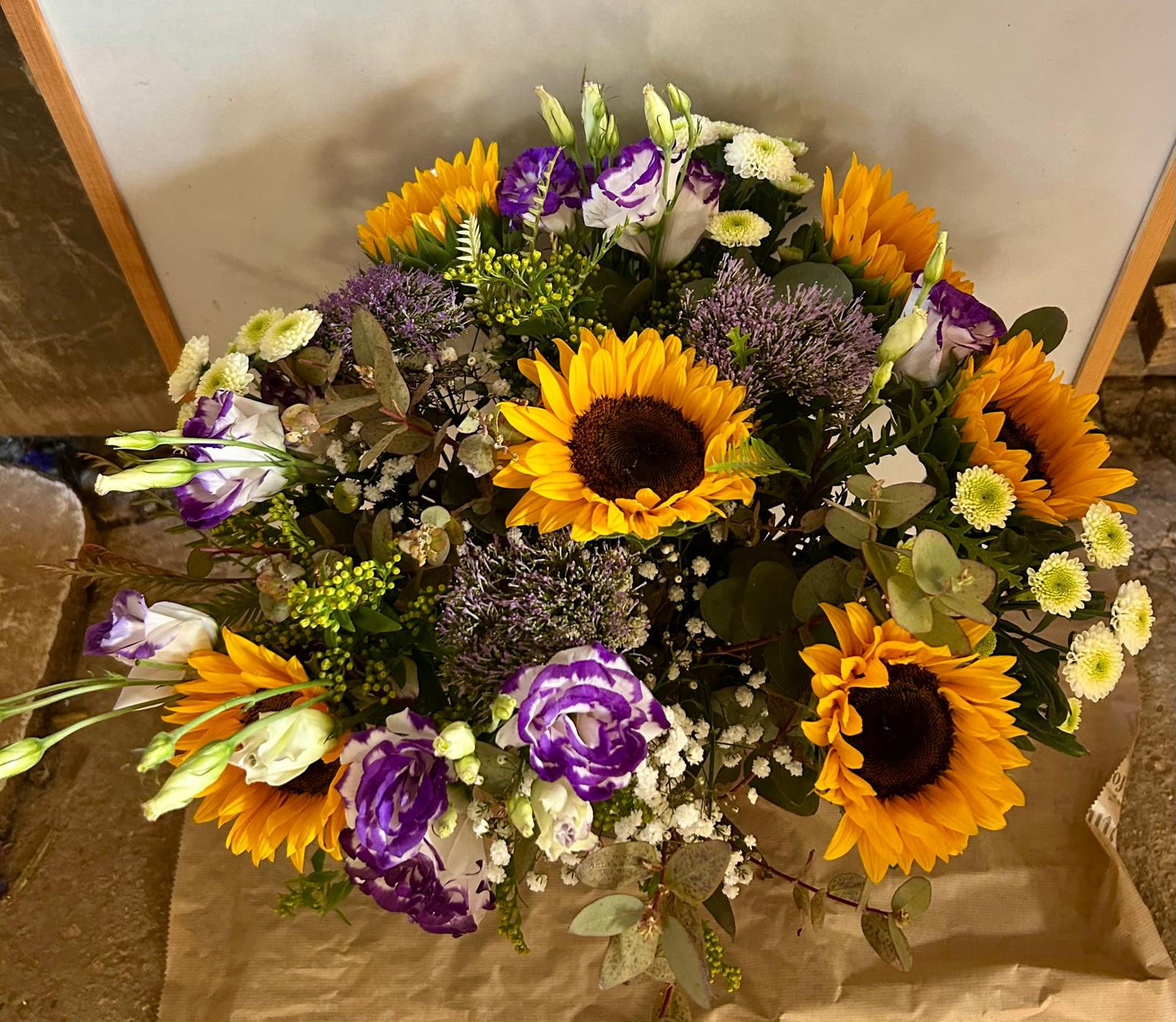 זרי חמניות שמחים