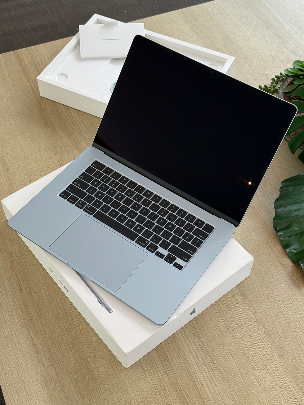 Miniatura: MacBook Air M4 15.3" 256GB SSD 16GB RAM Sky Blue (Seminovo)