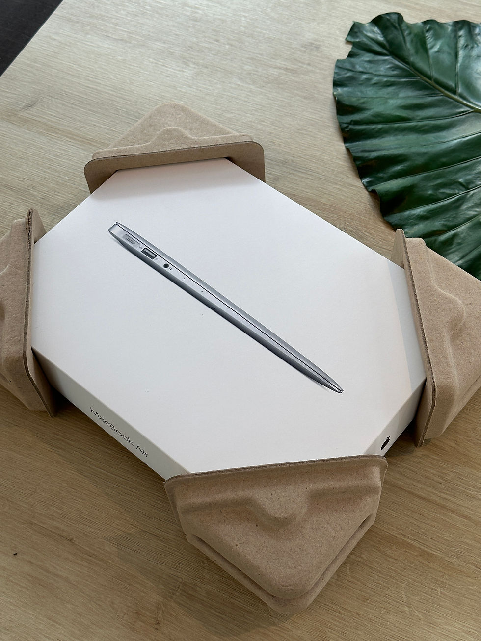 Miniatura: MacBook Air 2017 13.3" I5 128GB SSD 8GB Silver (Seminovo)