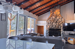 CPB.710-Int.Living-01