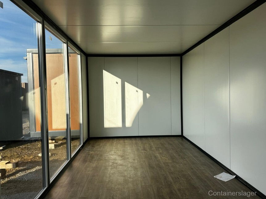 Miniaturebillede: 18 m² glaseret erhvervspavillon (3 x 6 m) – Antracitgrå udstillingslokale med høj synlighed
