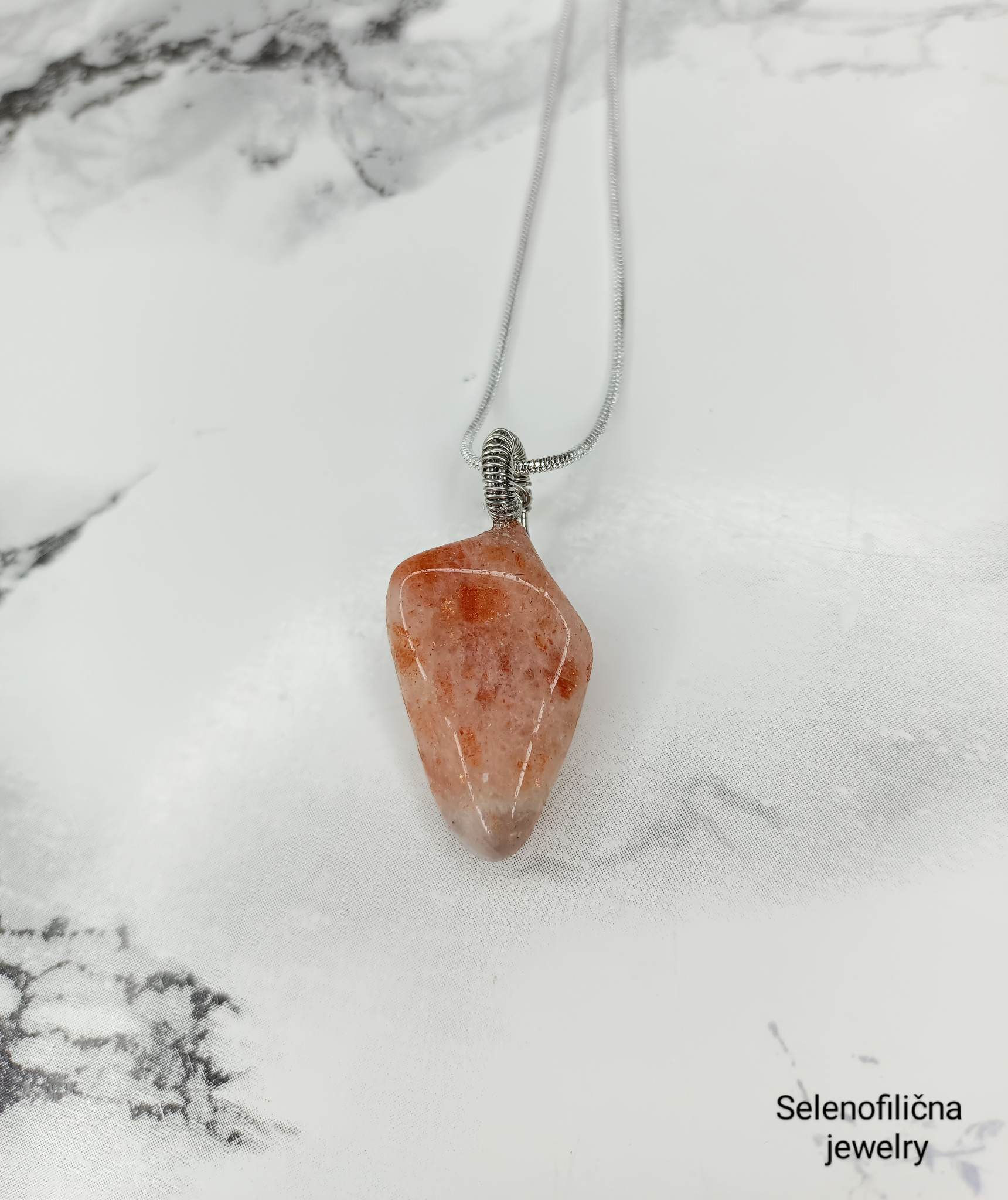 Ogrlica sunčev kamen