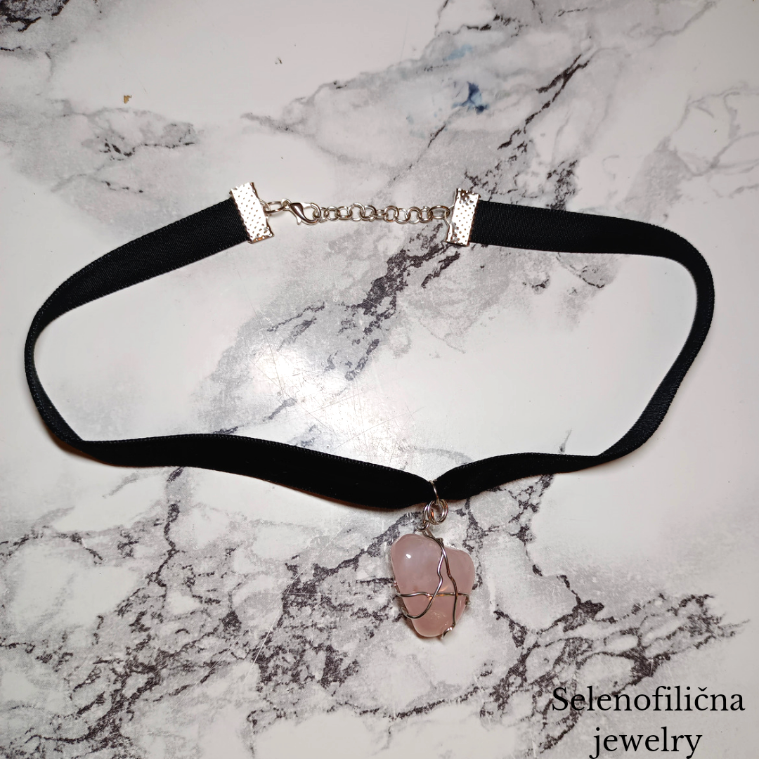 Choker ogrlica rozenkvarc