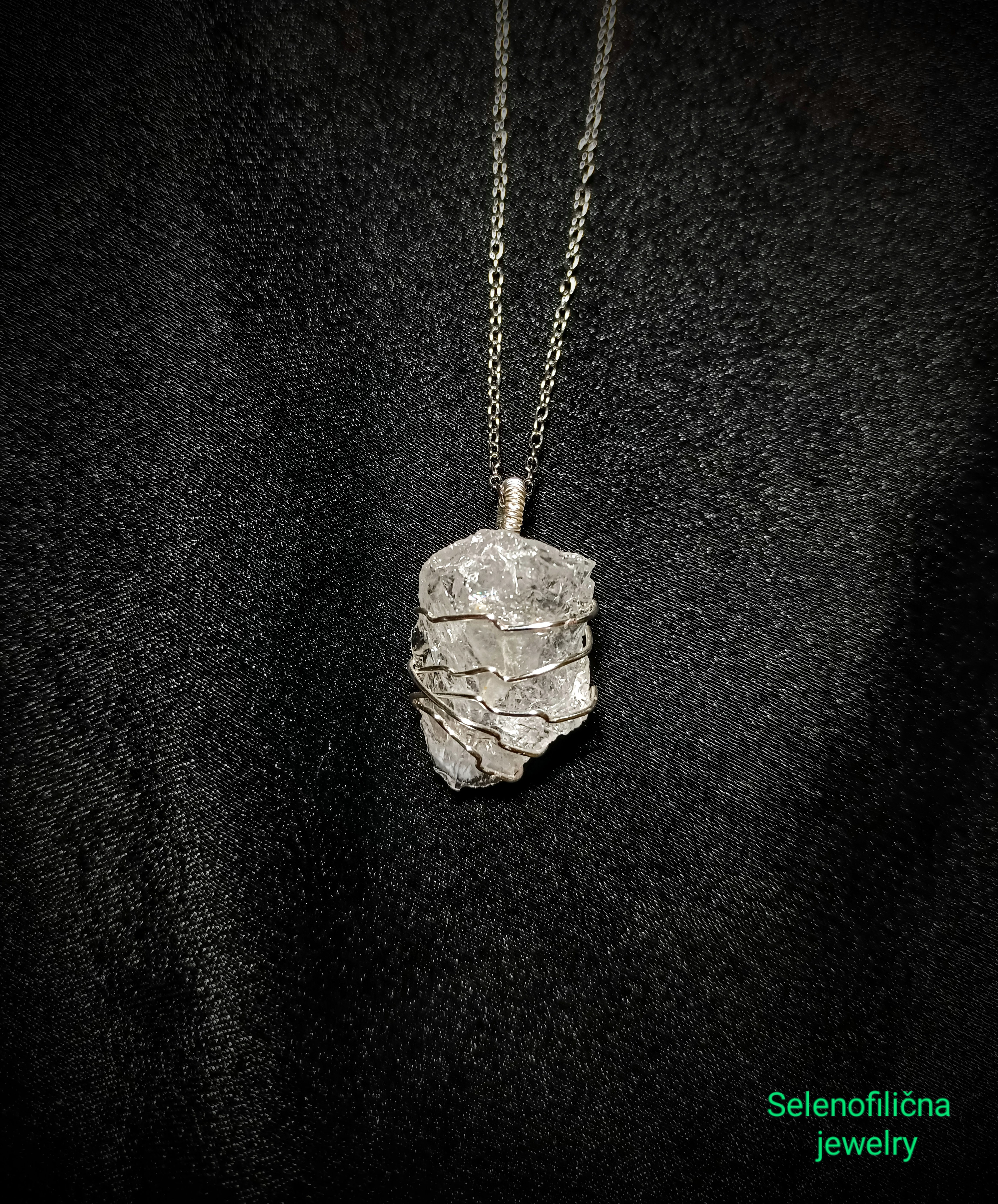 Ogrlica gorski kristal ( kvarc )