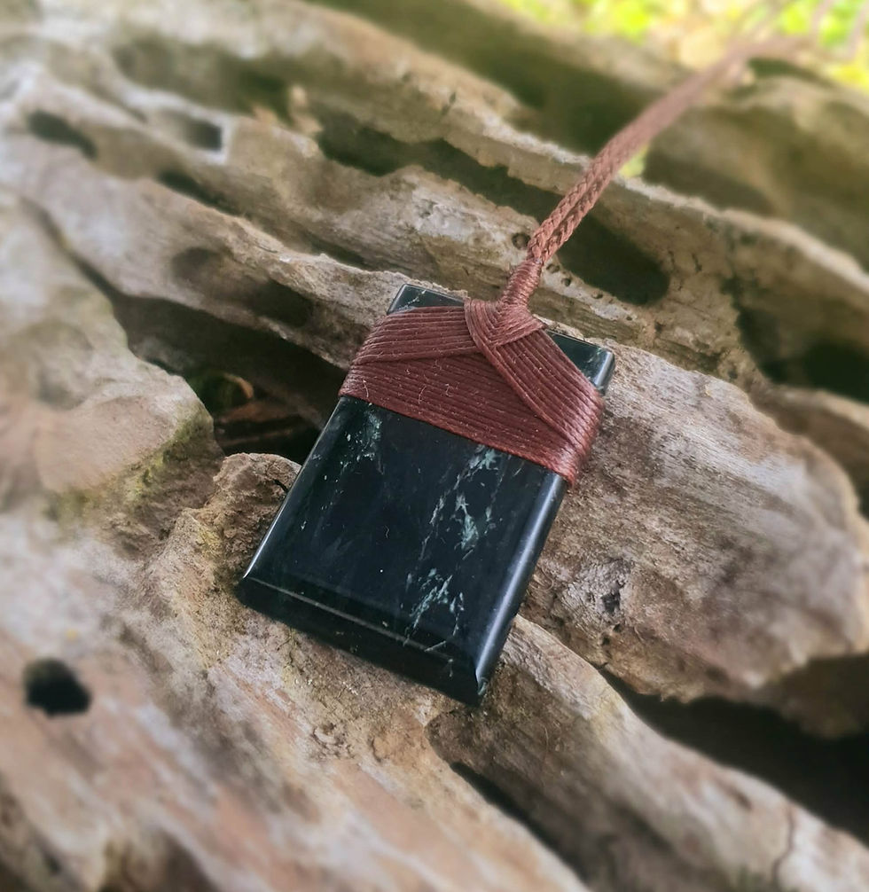 Thumbnail: Douglas Creek Stone Toki