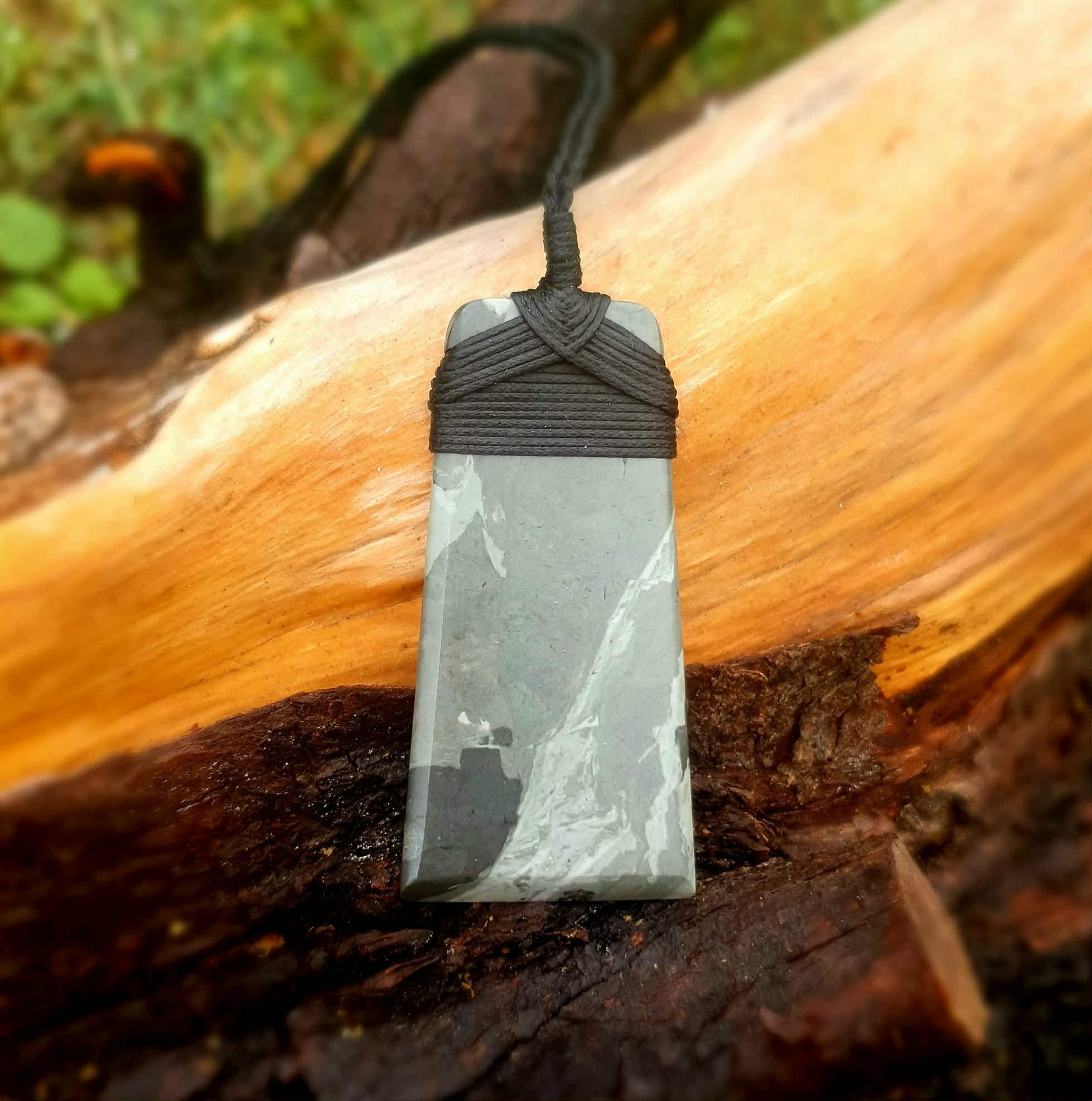 Nelson Brecciated Argillite/Pakohe Toki (Large)