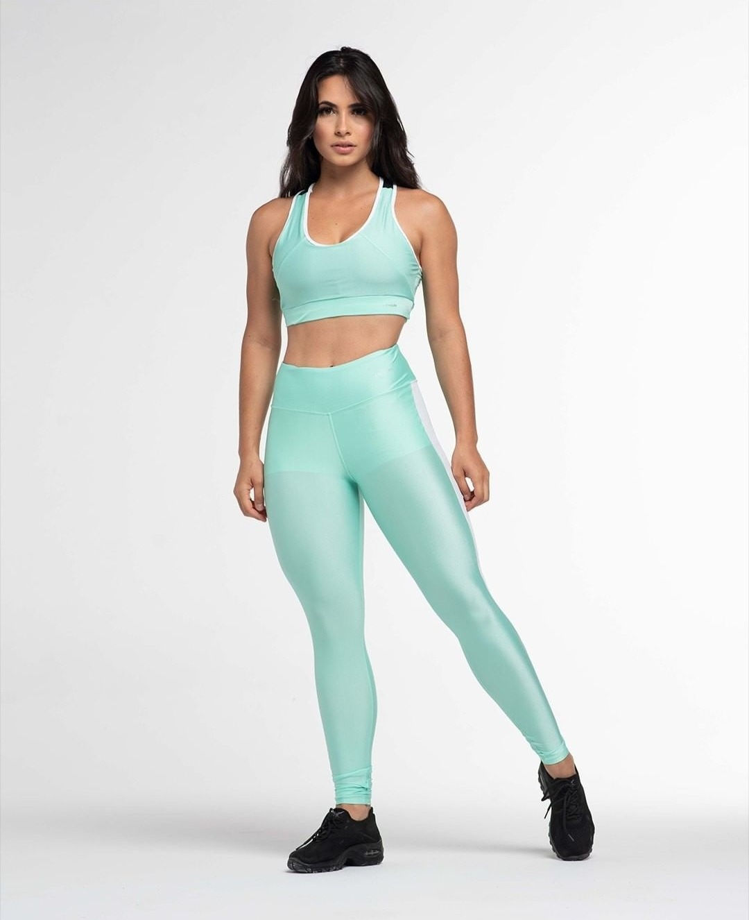Sports Bra and Leggings Set - Paixao no. 39
