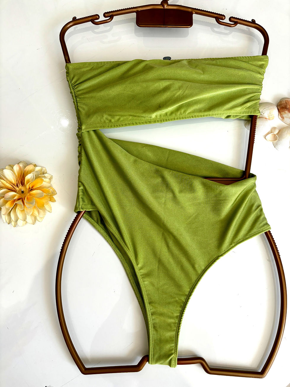 Thumbnail: Strapless Rose Petal Side-Lock Bikini in Green