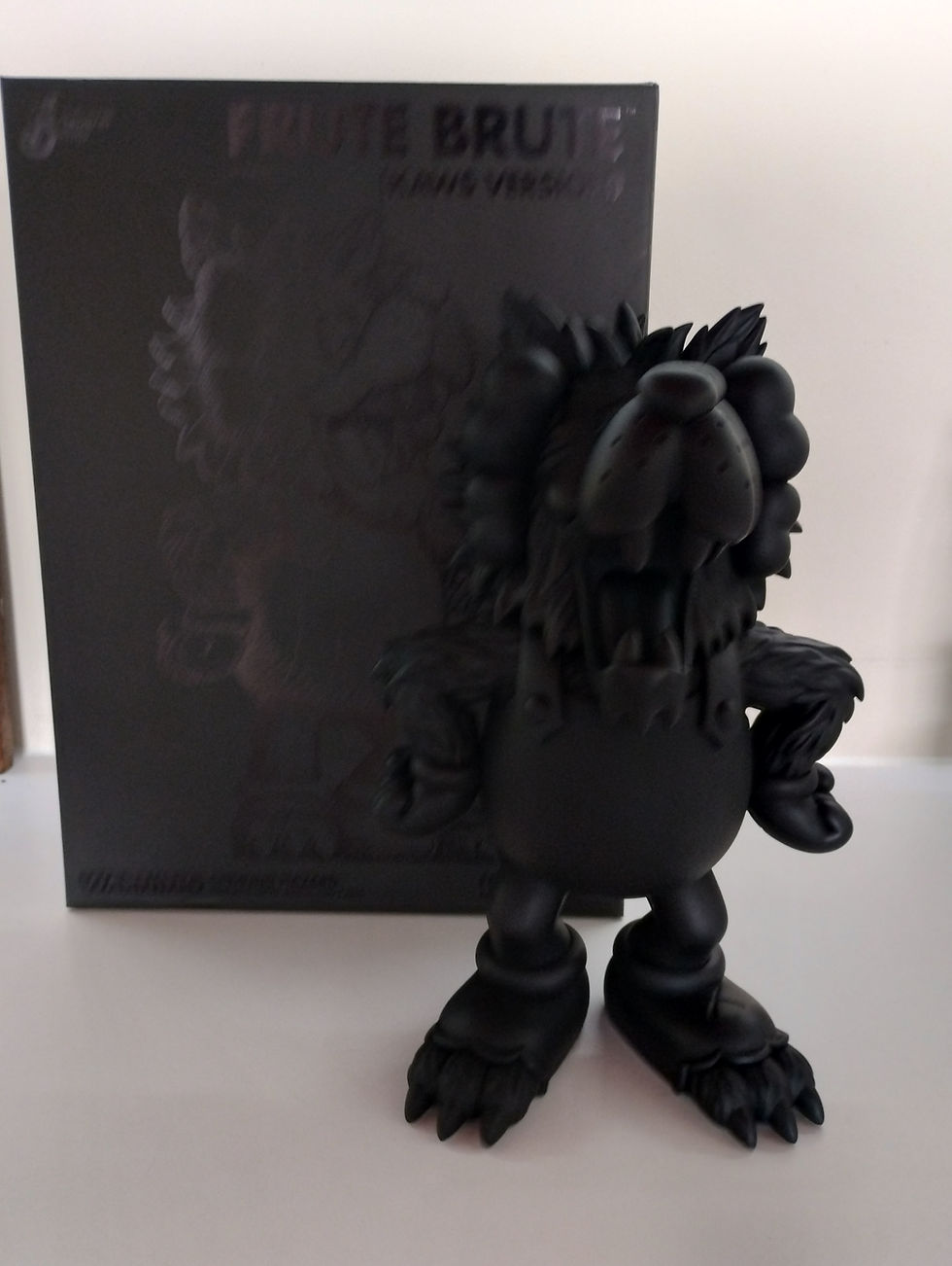 Thumbnail: FRUTE BRUTE (VERSION KAWS) NOIR