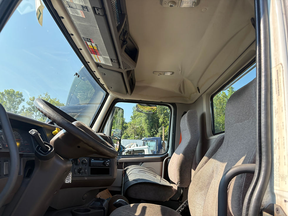 Thumbnail: 2016 Volvo #25-0135