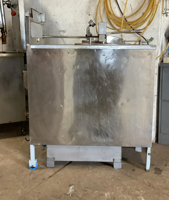 Thumbnail: SOLD 152-0765 Broaster Natural Gas Pressure w Filter System