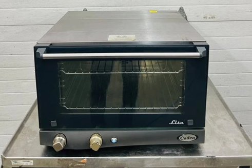 167-0312 Cadco Lisa XAF-013 Heavy Duty Electric Half Size Oven
