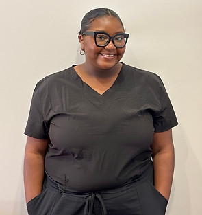 Alexia Headshot2.jpg