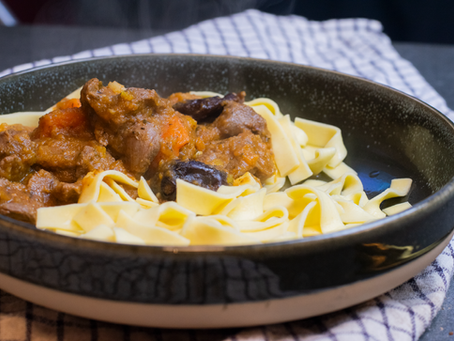 Bandnudeln mit Hasenragout