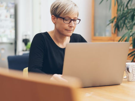 Menopause Hypnotherapy Training: Supporting Women Through Menopause at Work