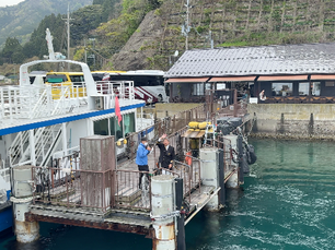 Hidden Gem of Kyoto: Exploring Ine’s Boat Houses, Feeding Seagulls & Kites, and Amanohashidate’s Magical Views – A Perfect One-Day Adventure