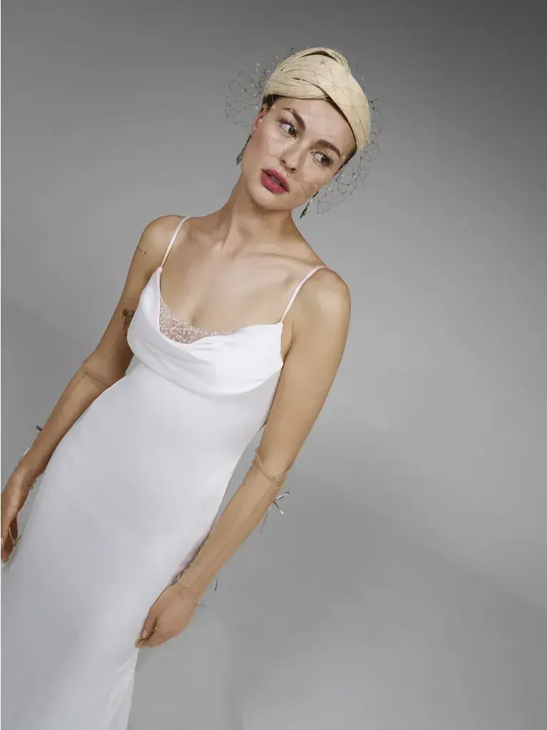 Thumbnail: Ash - Pronovias