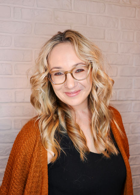 Kristen Headshot.jpg