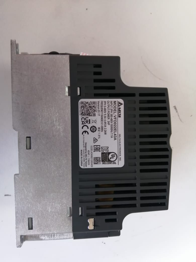 Miniatura: VFD022EL43A (3HP)