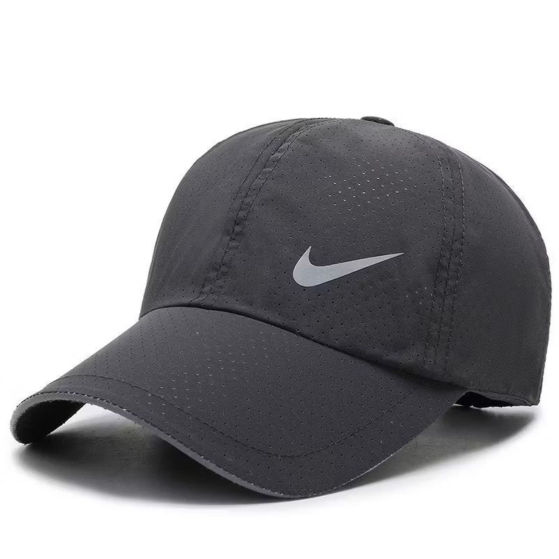 Thumbnail: Nike Cap 001
