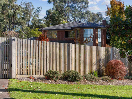 The Ultimate List of Backyard Fencing Ideas for Every Home