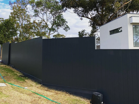 The Complete Guide to Boundary Fencing