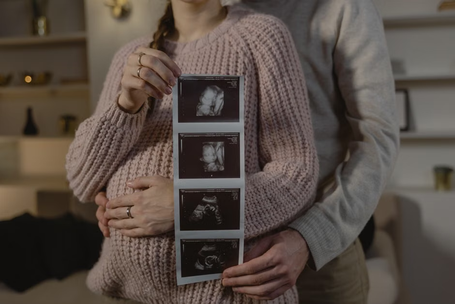 The Ultimate Guide to Understanding Miscarriage Risk at 10 Weeks No Heartbeat