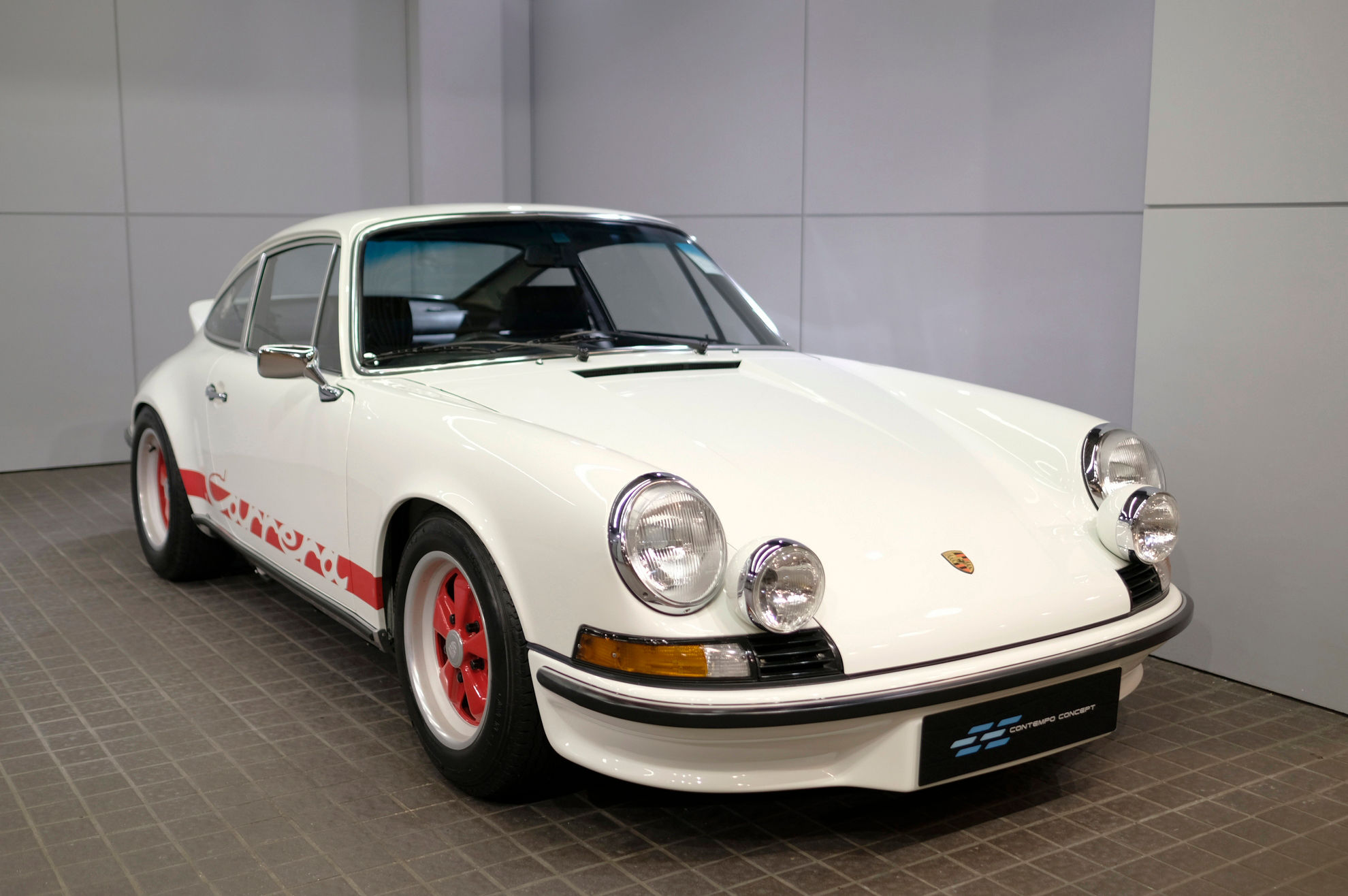 Porsche 911 Carrera RS 2.7 Touring