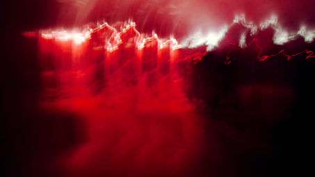 rotes abstraktes Bild