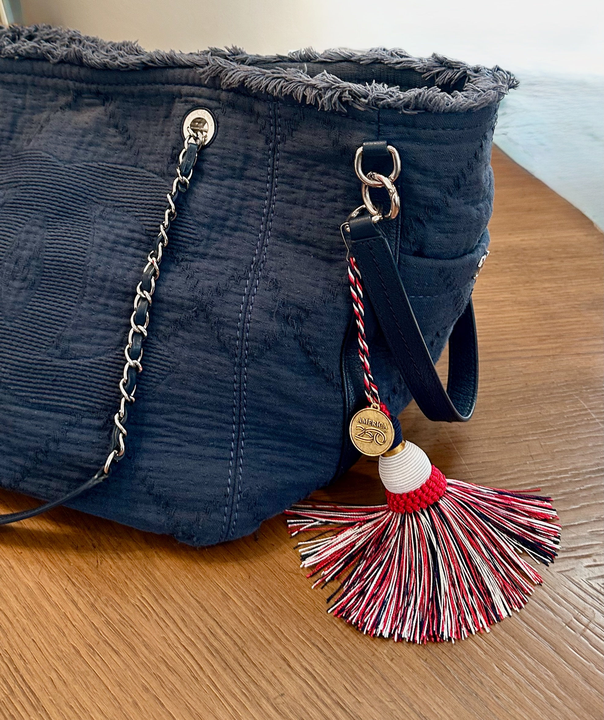 America 250™ tassel/charm