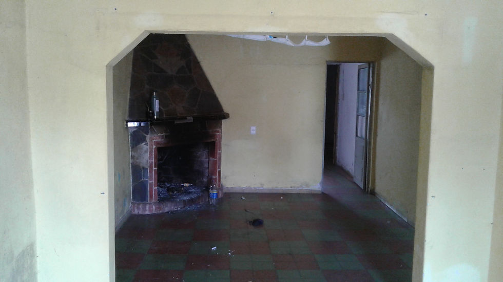 Miniatura: Casa en Av. Fabini con 3 Apartamentos