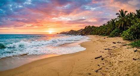 Zihuatanejo: El pueblo de pescadores que enamoró a Hollywood (Y te enamorará a ti)
