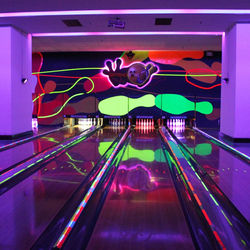 جنتنج بويل - غلو إن ذا دارك بولينغ