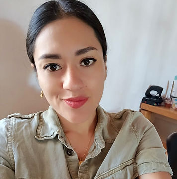 Estefania Gomez_edited.jpg
