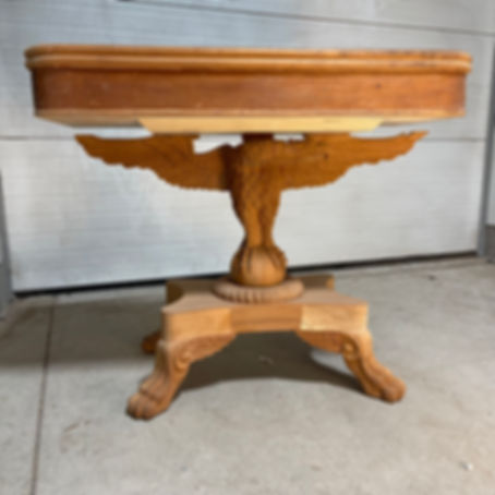 Presidential Eagle Table