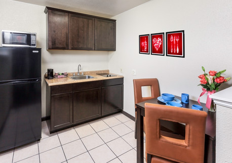 Kitchenette.jpg