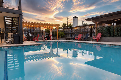 Pool1.jpg